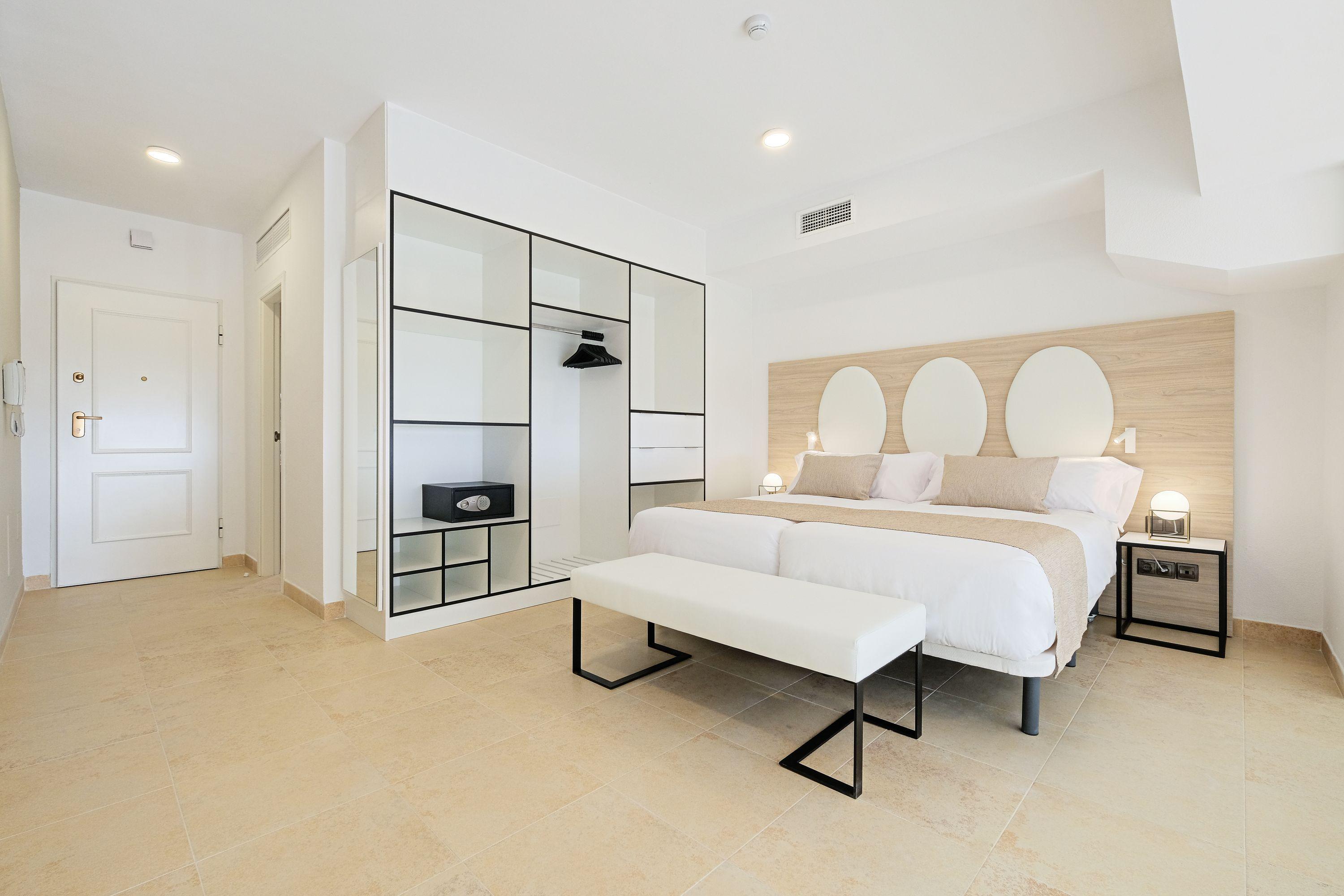 Hotel Envia Almeria Spa & Golf Aguadulce  Exteriér fotografie A bedroom at the hotel